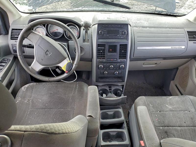 Photo 8 from auction – 2010 DODGE GRAND CARA with VIN 2D4RN3D15AR396434