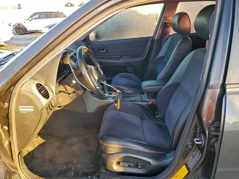 Photo 7 from auction – 2003 LEXUS IS 300 with VIN JTHBD192830067309