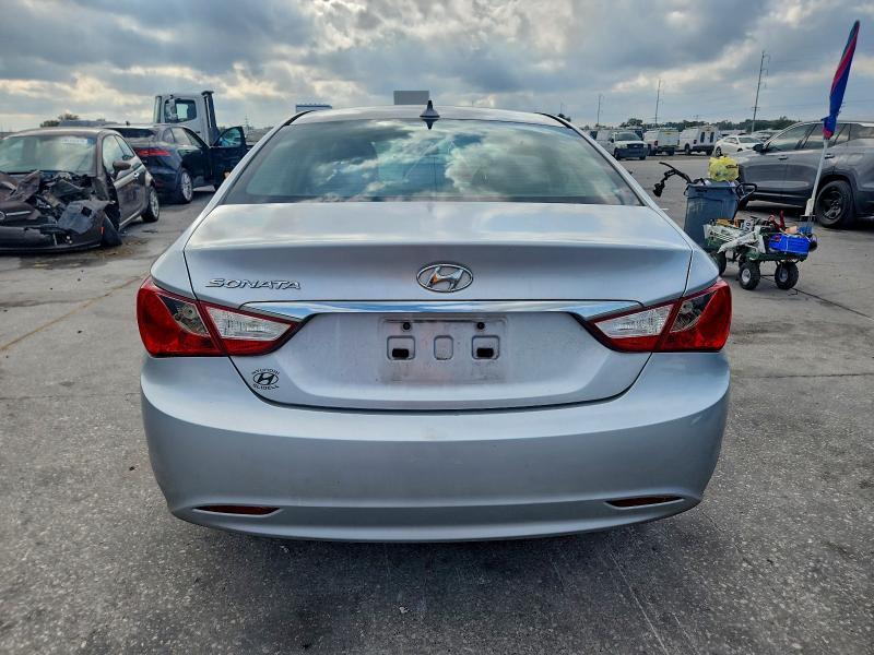 Foto 6 de la subasta – 2012 HYUNDAI SONATA GLS con VIN 5NPEB4AC2CH382832