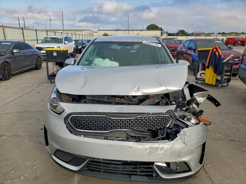 Photo 5 from auction – 2019 KIA NIRO FE with VIN KNDCB3LC0K5322710