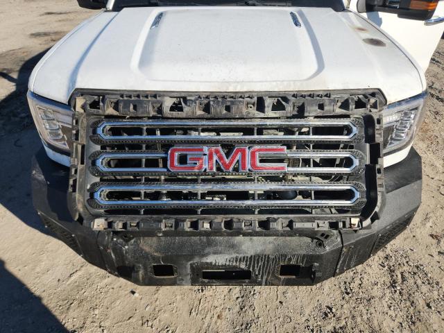 Photo 11 from auction – 2016 GMC SIERRA K35 with VIN 1GT42VC86GF112383
