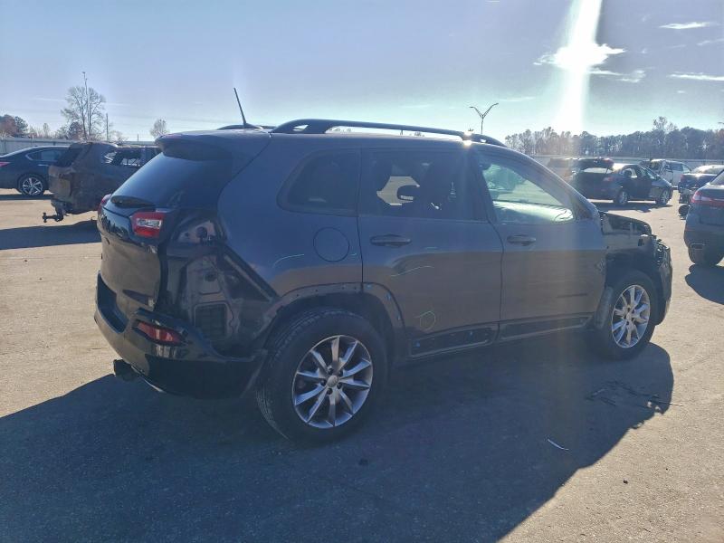 Photo 3 from auction – 2018 JEEP CHEROKEE L with VIN 1C4PJMCX3JD586702