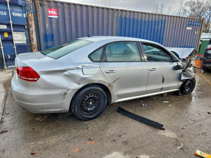 Photo 3 from auction – 2013 VOLKSWAGEN PASSAT with VIN 1VWAP7A36DC034737