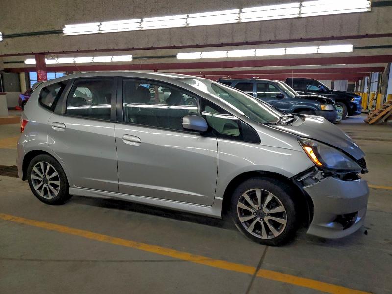 Photo 4 from auction – 2012 HONDA FIT SPORT with VIN JHMGE8H53CC038211