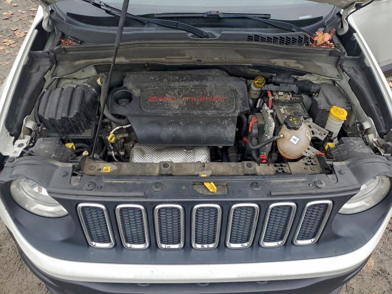 Photo 12 from auction – 2015 JEEP RENEGADE L with VIN ZACCJBBT1FPB80976