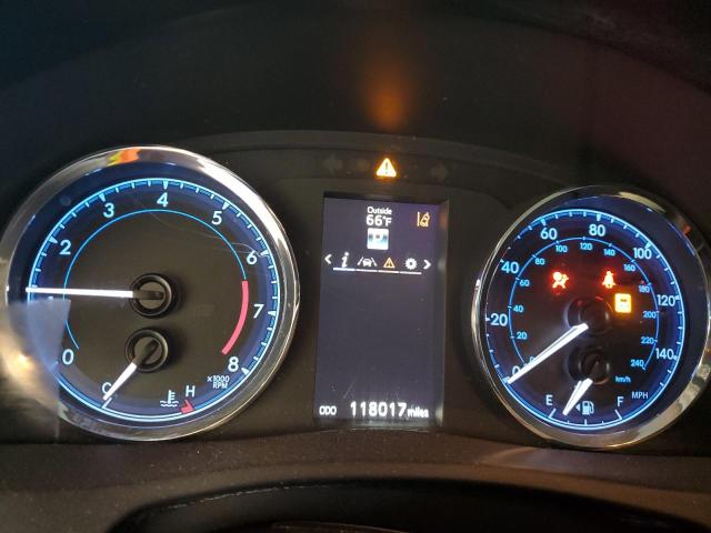 Photo 9 from auction – 2018 TOYOTA COROLLA with VIN 5YFBURHE5JP784992