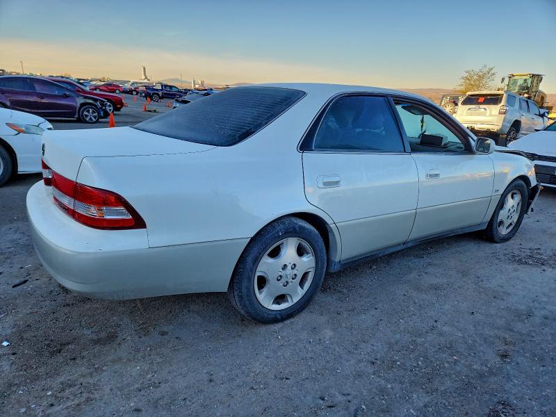 Photo 3 from auction – 2000 LEXUS ES 300 with VIN JT8BF28G6Y0276245