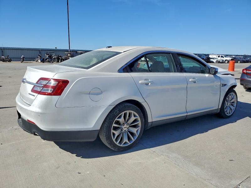 Photo 3 from auction – 2016 FORD TAURUS LIM with VIN 1FAHP2F8XGG101707