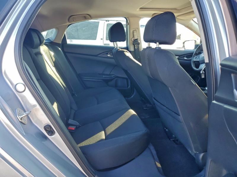 Photo 10 from auction – 2018 HONDA CIVIC EX with VIN 2HGFC2F74JH545070