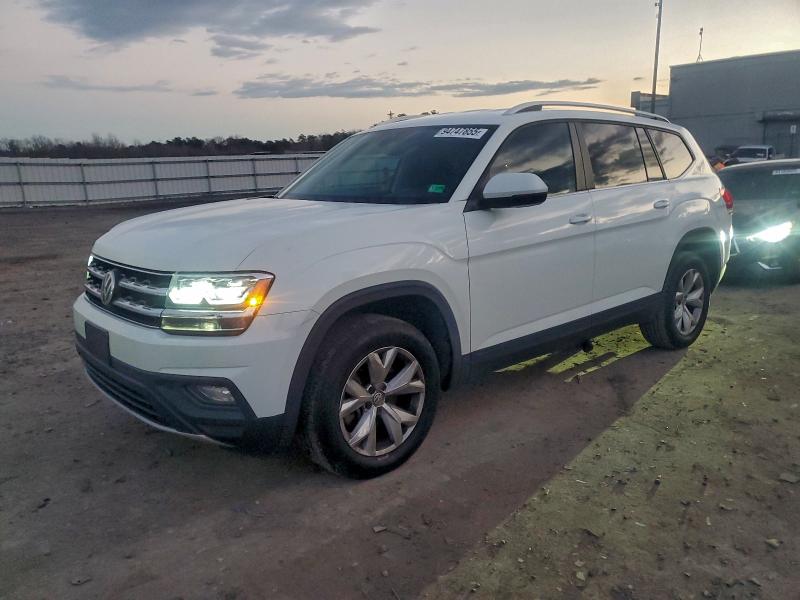 VOLKSWAGEN ATLAS 2018 with VIN 1V2DR2CA7JC558336 - Photo from auction