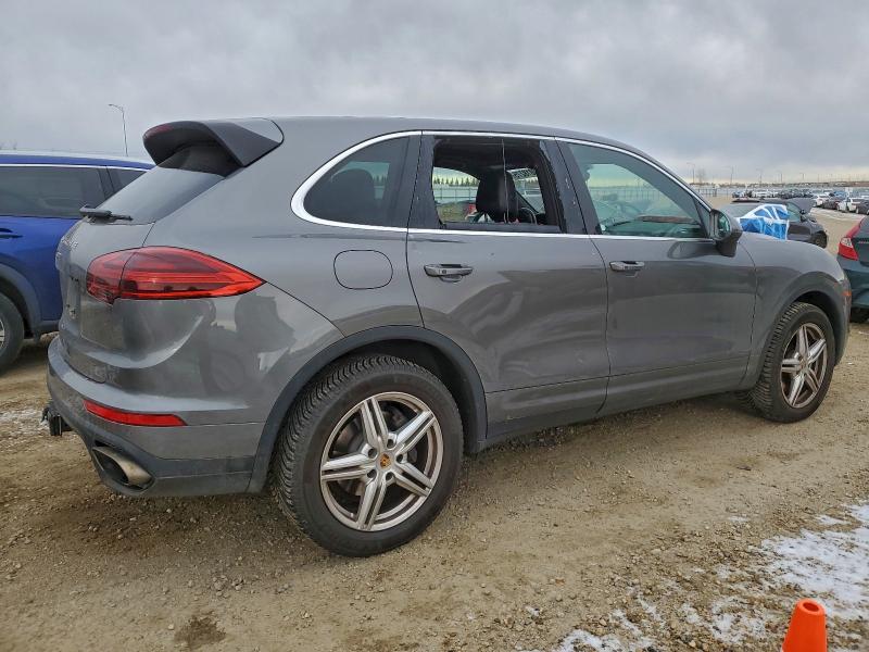 Photo 3 from auction – 2016 PORSCHE CAYENNE with VIN WP1AA2A27GLA09606