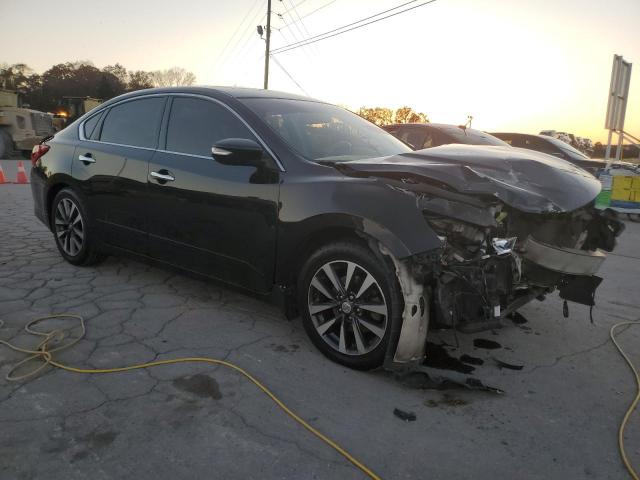 Photo 4 from auction – 2017 NISSAN ALTIMA 2.5 with VIN 1N4AL3AP3HC257775