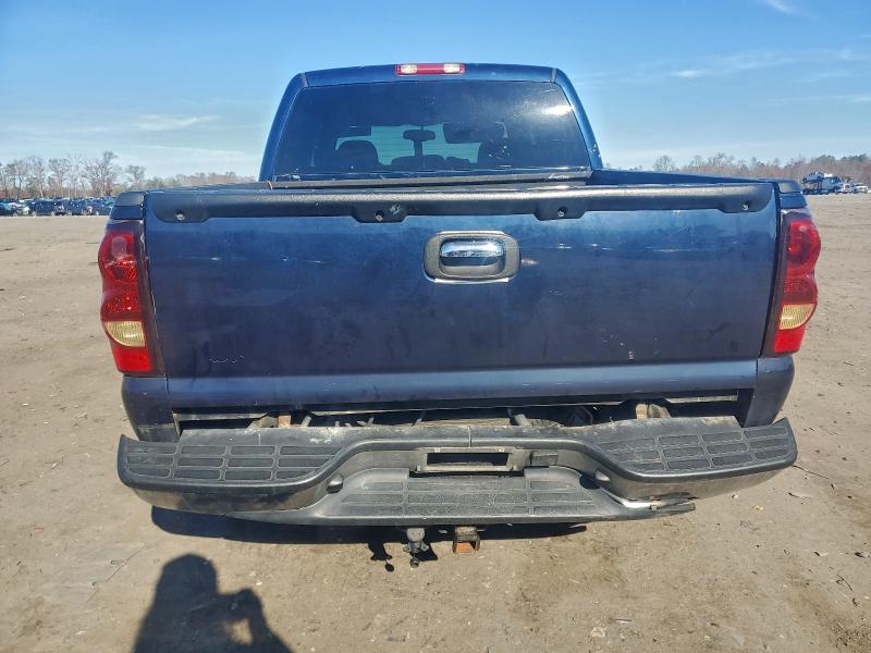 Photo 6 from auction – 2005 CHEVROLET SILVERADO with VIN 2GCEC13T951151441