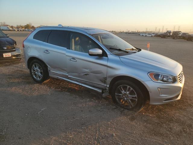 Photo 4 from auction – 2016 VOLVO XC60 T5 PR with VIN YV4612RK4G2856744