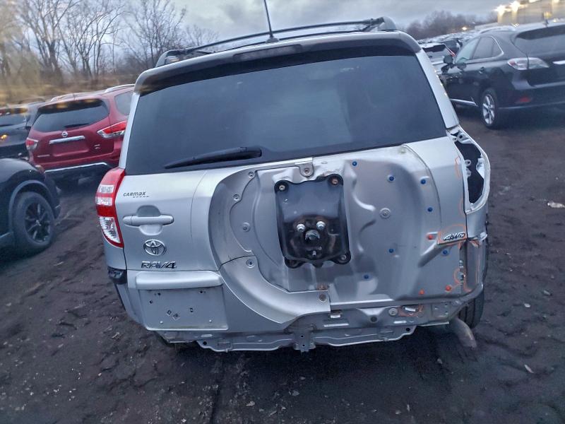 Photo 6 from auction – 2012 TOYOTA RAV4 with VIN 2T3BF4DV0CW205824