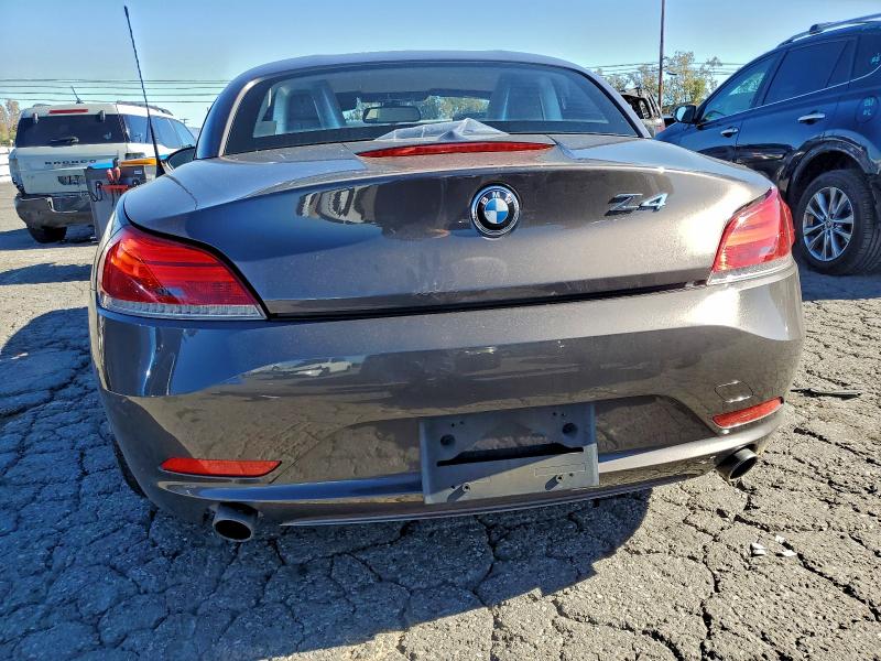 Photo 6 from auction – 2009 BMW Z4 SDRIVE3 with VIN WBALM73539E351399