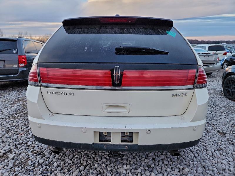 Photo 6 from auction – 2008 LINCOLN MKX with VIN 2LMDU68C58BJ19020