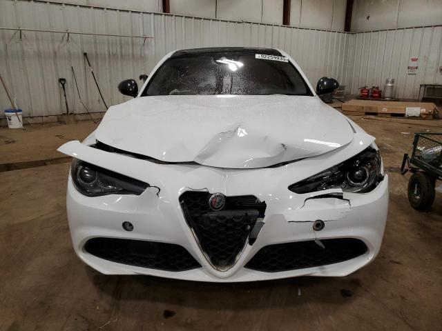 Photo 5 from auction – 2020 ALFA ROMEO GIULIA with VIN ZARFANAN4L7625808