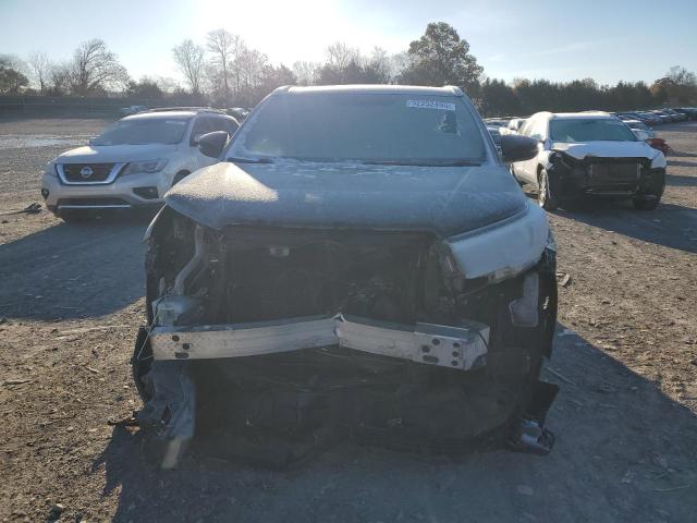 Photo 5 from auction – 2016 TOYOTA HIGHLANDER with VIN 5TDJKRFH4GS502274