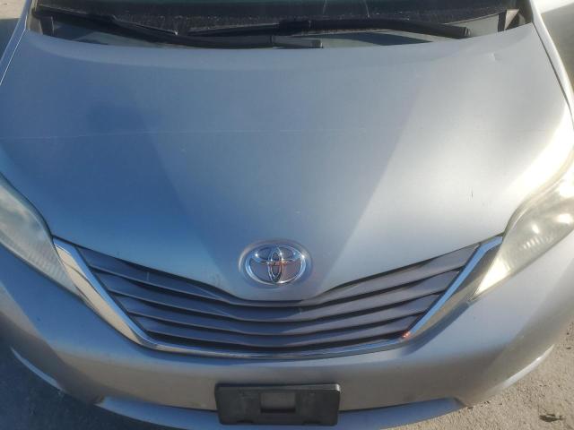 Photo 12 from auction – 2015 TOYOTA SIENNA XLE with VIN 5TDDK3DCXFS111677