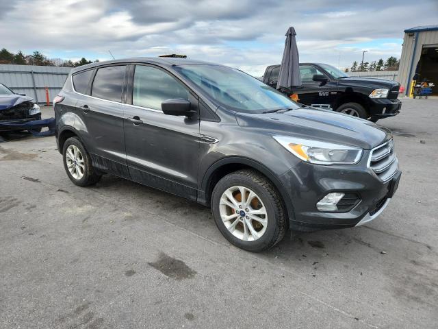 Photo 4 from auction – 2017 FORD ESCAPE SE with VIN 1FMCU9GD3HUD70969