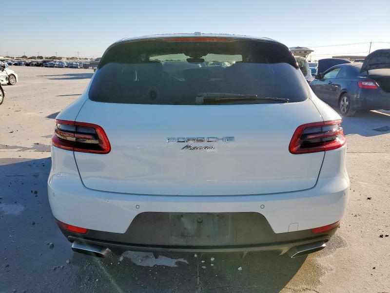 Photo 6 from auction – 2018 PORSCHE MACAN with VIN WP1AA2A50JLB19219
