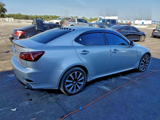 Photo 3 from auction – 2006 LEXUS IS 250 with VIN JTHCK262765003855