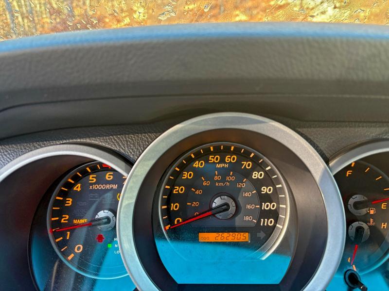 Photo 8 from auction – 2008 TOYOTA 4RUNNER LI with VIN JTEBT17R78K004729