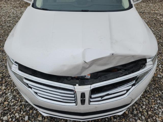 Photo 12 from auction – 2016 LINCOLN MKC RESERV with VIN 5LMCJ3C98GUJ08299