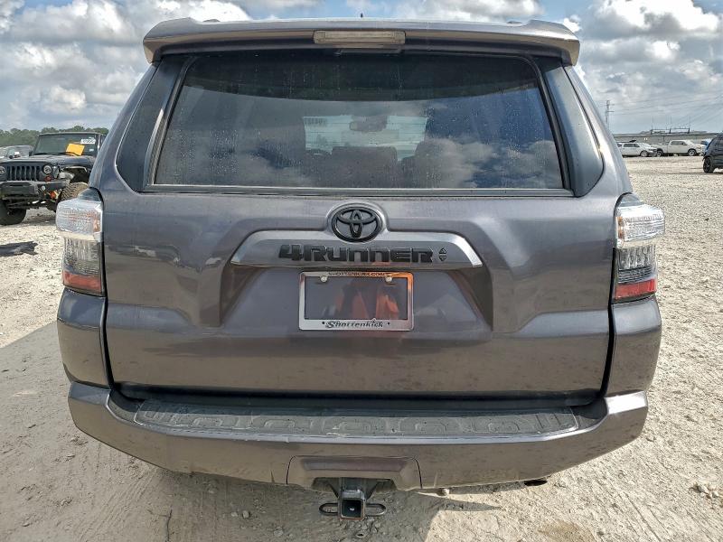 Photo 6 from auction – 2023 TOYOTA 4RUNNER SR with VIN JTEEU5JR0P5302904