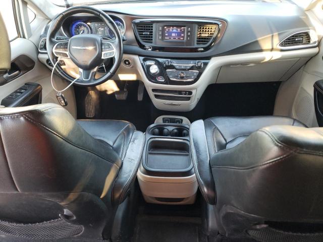 Photo 8 from auction – 2017 CHRYSLER PACIFICA T with VIN 2C4RC1BG1HR523110