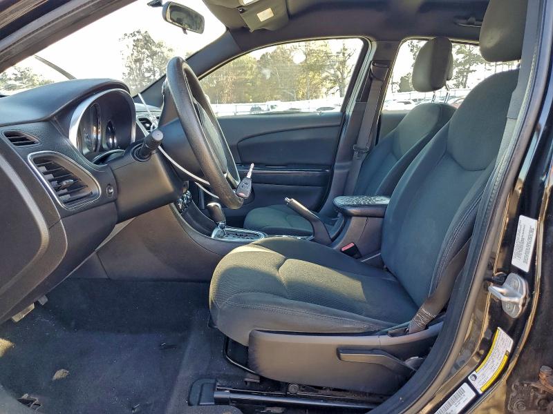 Photo 7 from auction – 2012 CHRYSLER 200 LX with VIN 1C3CCBAB4CN145070