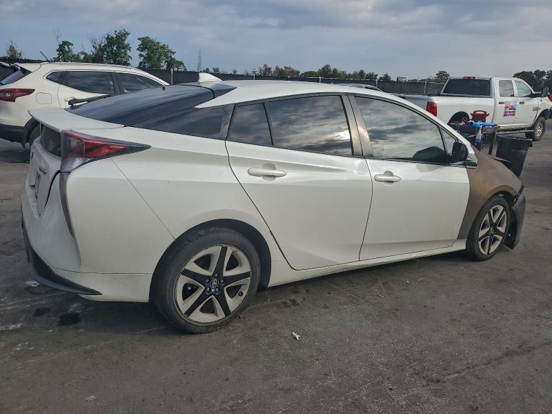 Photo 3 from auction – 2016 TOYOTA PRIUS with VIN JTDKARFU6G3018144