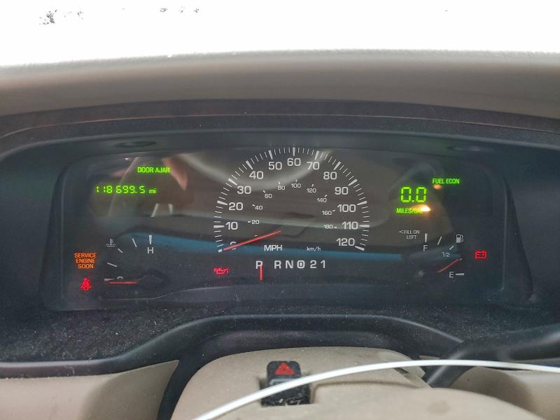 Photo 9 from auction – 2000 LINCOLN TOWN CAR E with VIN 1LNHM81W5YY765769