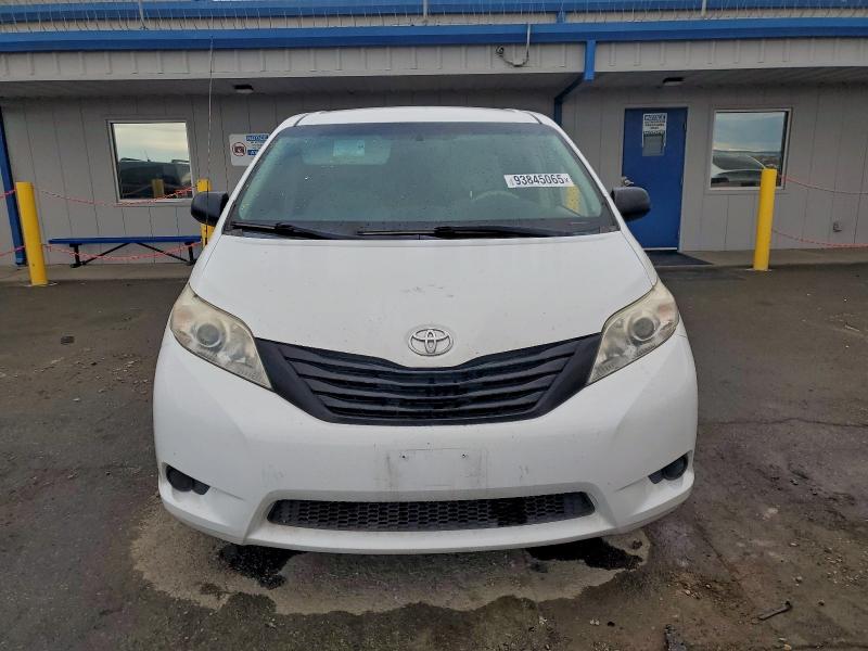 Photo 5 from auction – 2014 TOYOTA SIENNA with VIN 5TDZK3DC1ES470419