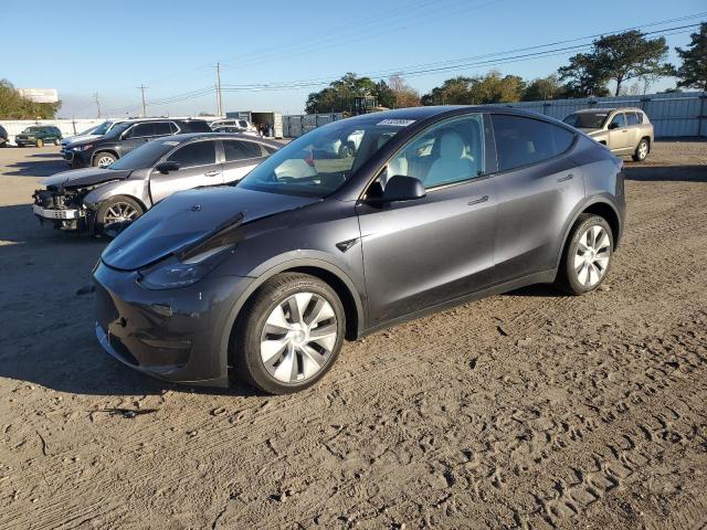 TESLA MODEL Y 2024 with VIN 7SAYGDEE7RA275616 - Photo from auction