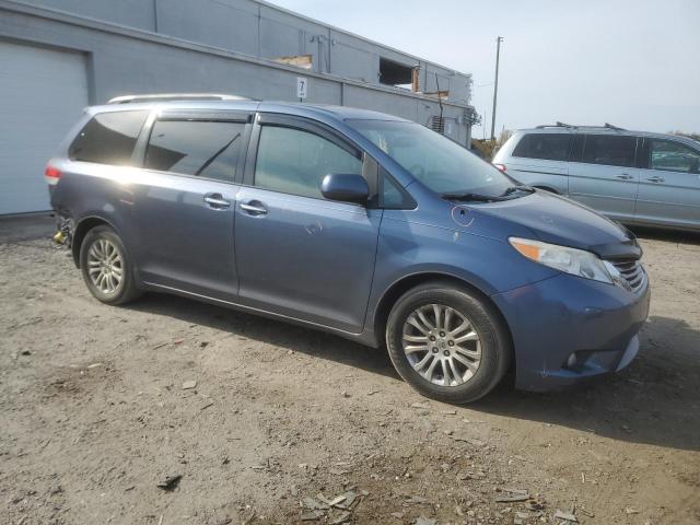 Photo 4 from auction – 2014 TOYOTA SIENNA XLE with VIN 5TDYK3DCXES460015
