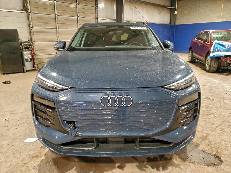 Photo 5 from auction – 2025 AUDI Q6 E-TRON with VIN WA124BGF1SA063649