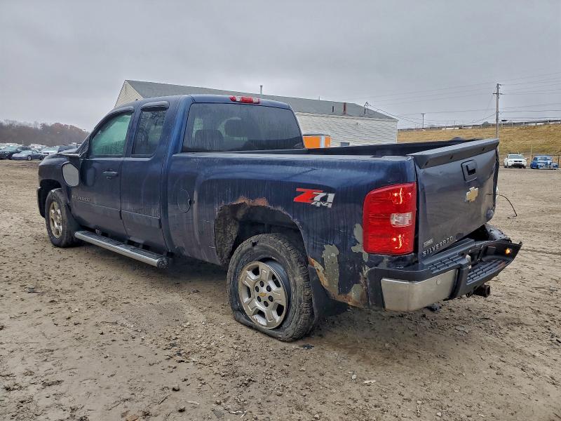 Photo 2 from auction – 2008 CHEVROLET SILVERADO with VIN 2GCEK190381321717