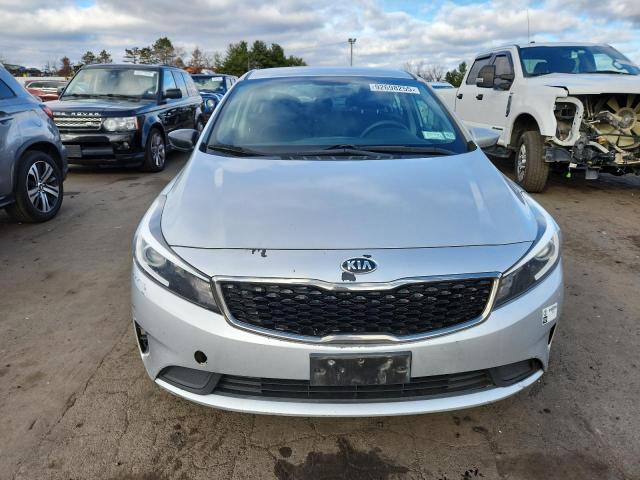 Photo 5 from auction – 2017 KIA FORTE LX with VIN 3KPFL4A79HE087128