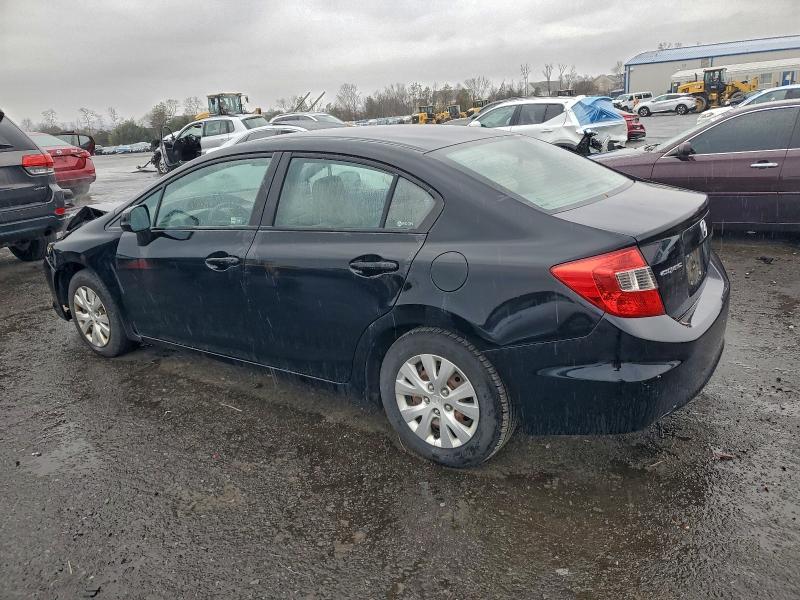 Photo 2 from auction – 2012 HONDA CIVIC with VIN 19XFB2F53CE007328