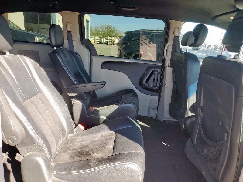Photo 11 from auction – 2017 DODGE GRAND CARA with VIN 2C4RDGCG1HR685253