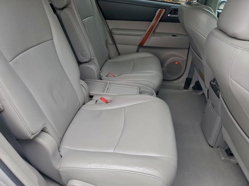 Photo 10 from auction – 2010 TOYOTA HIGHLANDER with VIN 5TDDK3EH3AS026313