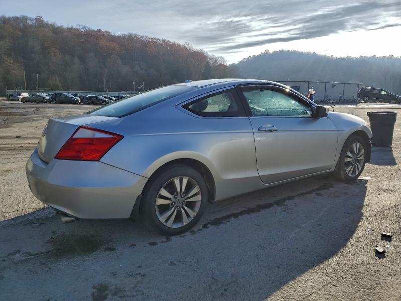 Photo 3 from auction – 2010 HONDA ACCORD EXL with VIN 1HGCS1B86AA005202