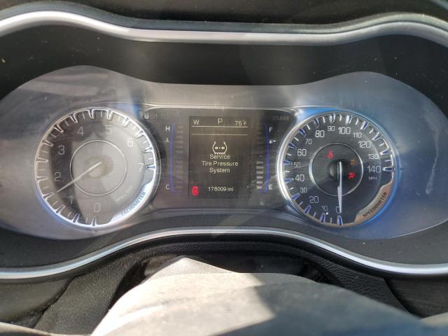 Photo 9 from auction – 2015 CHRYSLER 200 LIMITE with VIN 1C3CCCAB8FN657196