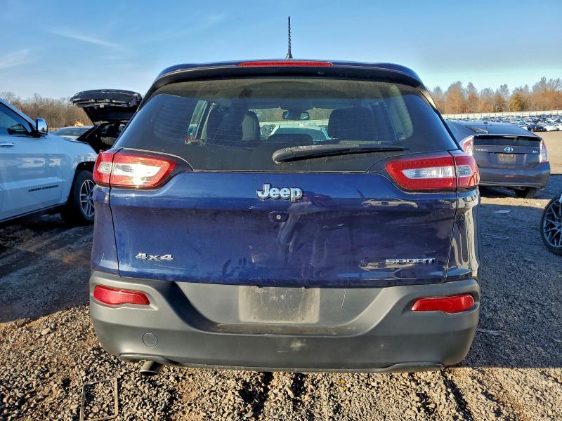 Photo 6 from auction – 2015 JEEP CHEROKEE S with VIN 1C4PJMAB0FW769414