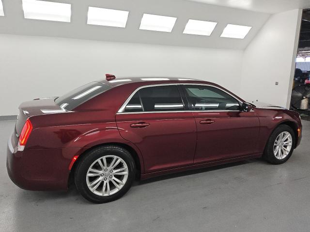 Photo 3 from auction – 2017 CHRYSLER 300 LIMITE with VIN 2C3CCAAG0HH506025