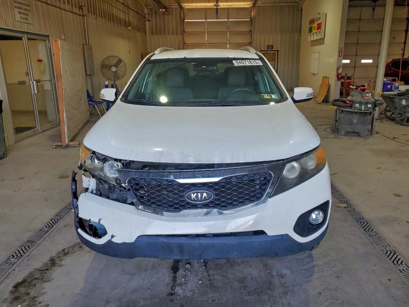 Photo 5 from auction – 2011 KIA SORENTO BA with VIN 5XYKT3A13BG076429