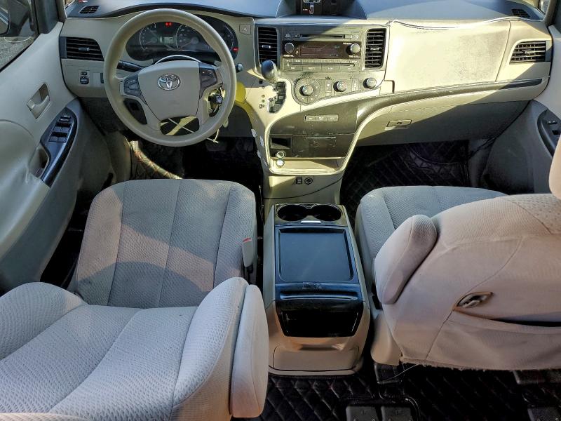 Photo 8 from auction – 2011 TOYOTA SIENNA LE with VIN 5TDKK3DC3BS014628