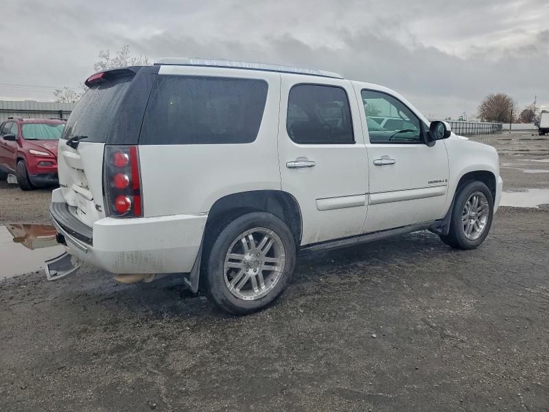 Photo 3 from auction – 2008 GMC YUKON DENA with VIN 1GKFK63898J182784